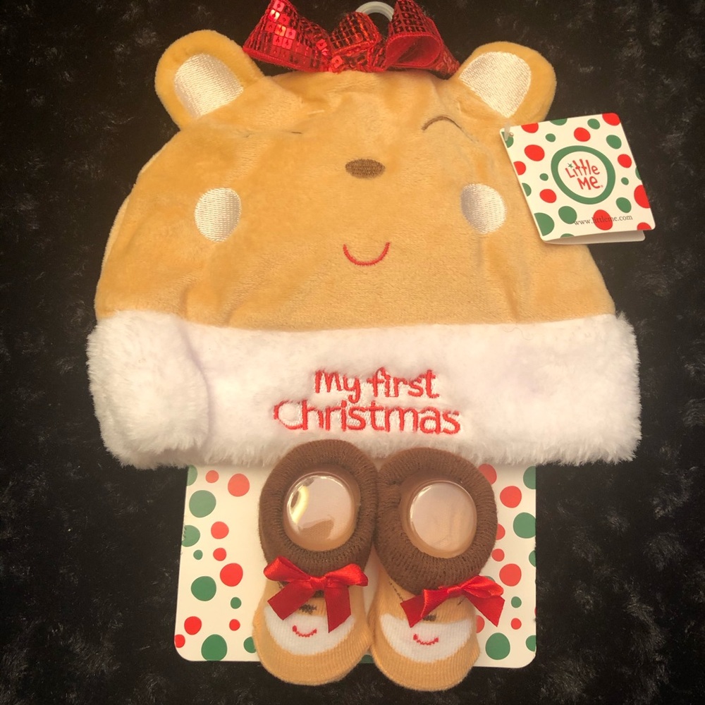 My first Christmas hat & booties